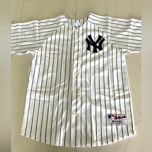 NY YANKEES Home Replica Youth 18/20 Jersey #2 (fits like an adult s/m)